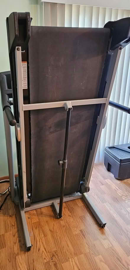 Photo of free Treadmill in working conditions (Somerset) #4
