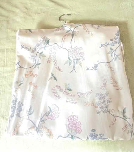 Photo of free Hanging storage/travel bag (Forest Glen) #1