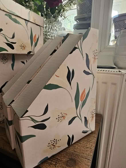 Photo of free Beautiful office set (Da1 2 dartford) #3