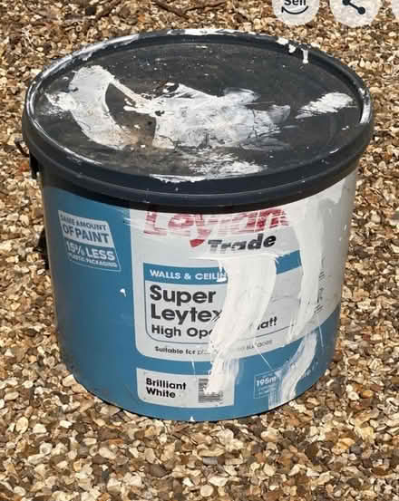 Photo of White emulsion paint about 2.5 lires (Southport PR9) #1