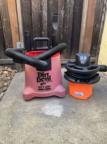 Photo of free Royal Dirt Devil 8-Gallon Wet-Dry Shop Vacuum #1