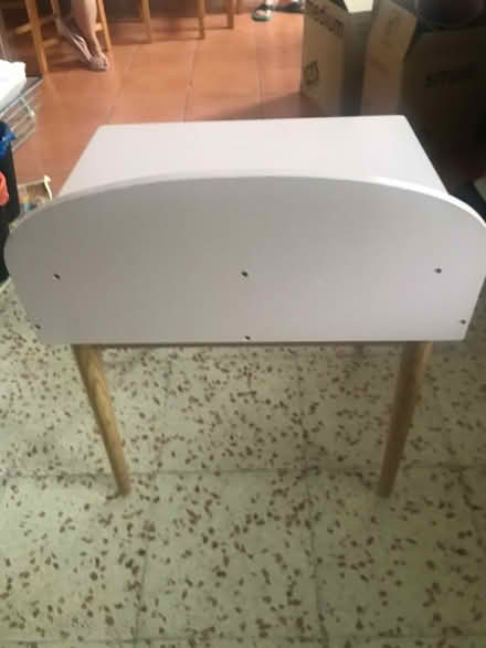 Photo of free Kids dressing table (Cockfosters EN4) #3