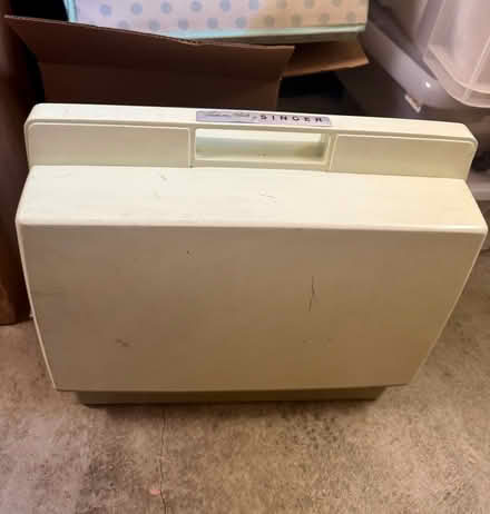 Photo of free Singer Sewing Machine, circa 1973 (Gilmore St & Mountain View Ave) #3