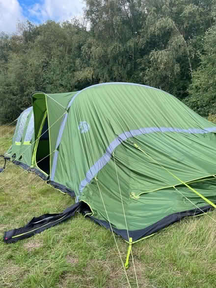 Photo of free Coleman Weathermaster 6XL BlackOut Air Tent (Ham TW10) #3