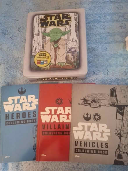 Photo of free Star Wars tin and colouring books (Hurontario and South Service) #1
