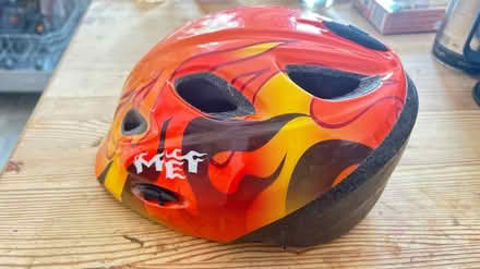Photo of free Kid’s Cycle Helmet (Twickenham TW1) #1