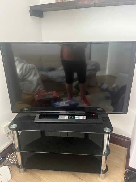 Photo of free TV and stand (13 Stanley St DT47JB) #1