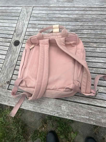 Photo of free Pink rucksack with laptop pocket (Petts Wood BR5) #2