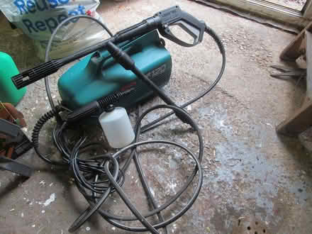 Photo of free Bosch pressure washer and leads (didsbury M20) #2
