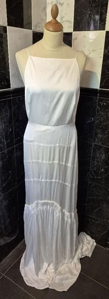 Photo of free New ASOS Dress (Hollinswood TF3) #1