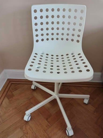 Photo of free Desk chair (Shirley) #1