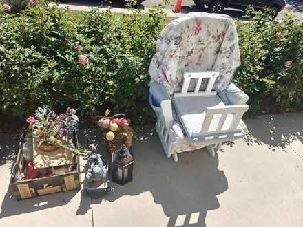Photo of free Porch Alert (Near 92nd and Sheridan) #2