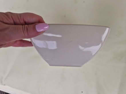 Photo of free Plates and bowls (Welling DA16) #3
