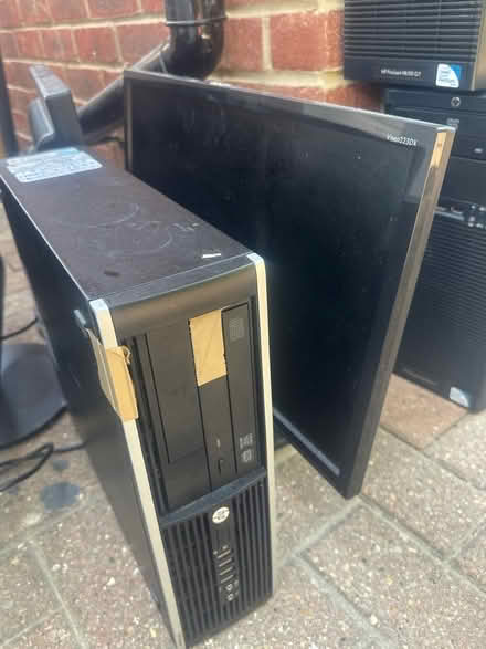 Photo of free Monitor plus cpu (Langley SL3) #3
