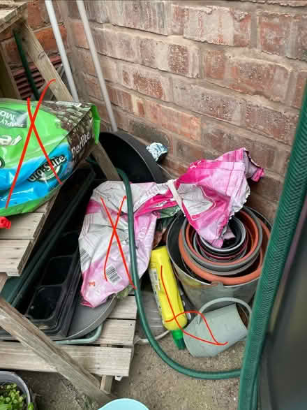 Photo of free Plastic plant pots all sizes (Didsbury M20) #2