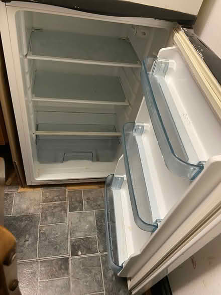 Photo of free Fridge Freezer (Glasgow Southside G42) #3