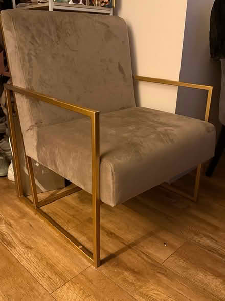 Photo of free Beige Armchair (Near Saint Luke’s EC1V) #1