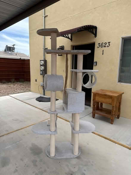 Photo of free Cat tree (Central Tucson) #2