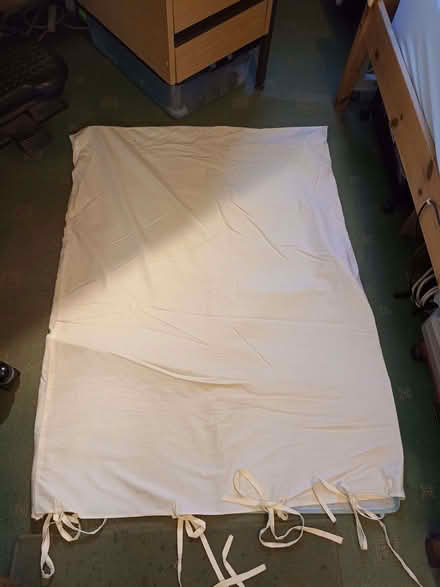 Photo of free cooling gel pad mattress size (Boscombe BH5) #1