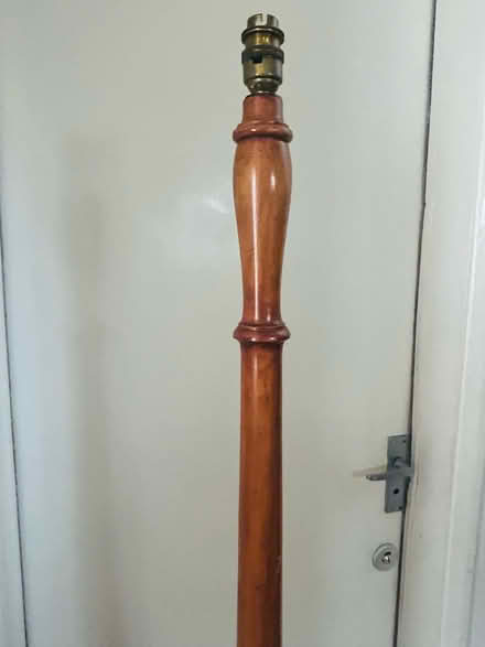 Photo of free Vintage wood floor lamp (Thornton Heath CR7) #2