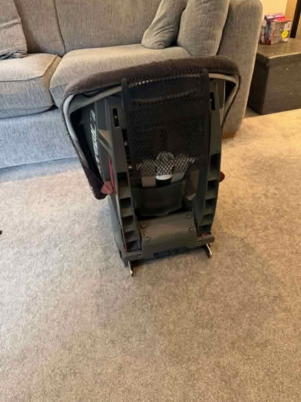 Photo of free Britax Trendline ISOFIX child seat (Lingley Green WA5) #2
