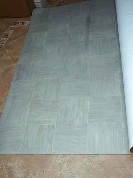 Photo of free vinyl flooring offcut (Havant PO9) #1