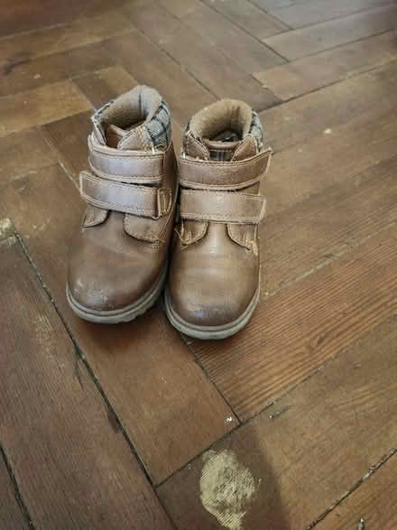 Photo of free Boys shoes (Hackbridge CR4) #1