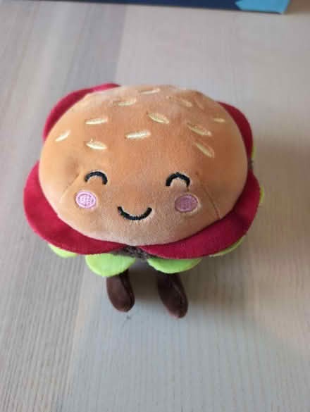 Photo of free Hamburger plushie (Aston OX18 2) #1
