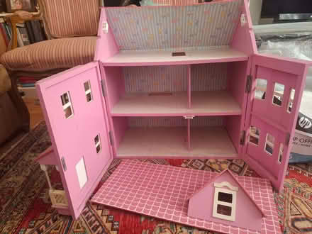 Photo of free Dolls house (Dollis Hill NW2) #2
