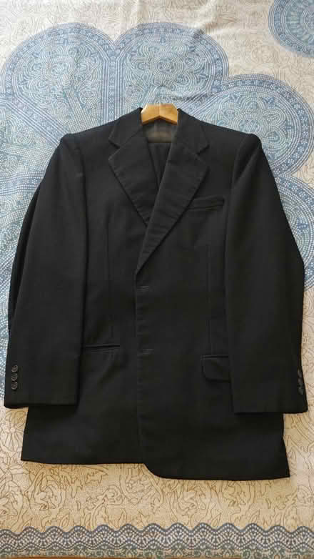 Photo of free Cashmere suit from 1956 Brazil (Stockwell SW9) #1