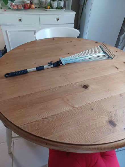 Photo of free Extending garden rake (Huddersfield HD2) #2