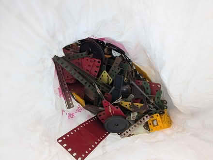 Photo of free Meccano (Bd220qn) #1
