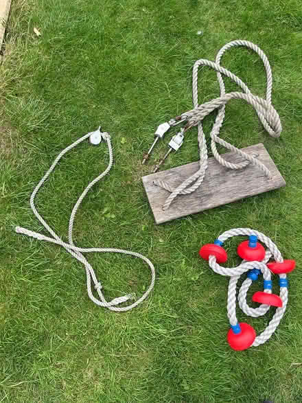 Photo of free Various swing, climbing rope etc (Bath BA2 near Bath City Farm) #1