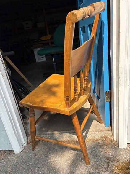 Photo of free two nice chairs (Wedgewood) #3