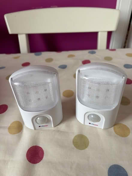 Photo of free 2 life max motion detect lights (Rosemount AB25) #1