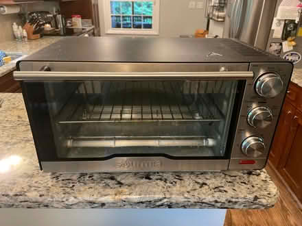 Photo of free Toaster oven (Reston) #1