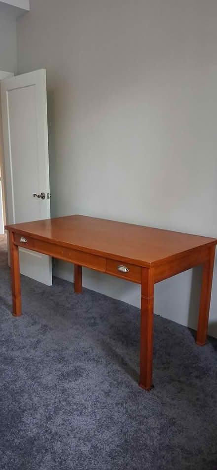 Photo of free Wooden desk (Gravenhurst) #1