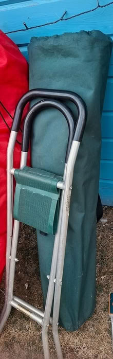Photo of free Shooting stick and folding chair (Ellington PE28) #1
