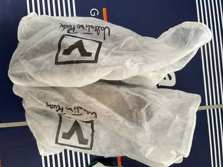 Photo of free Shoes (Bromely BR2) #3