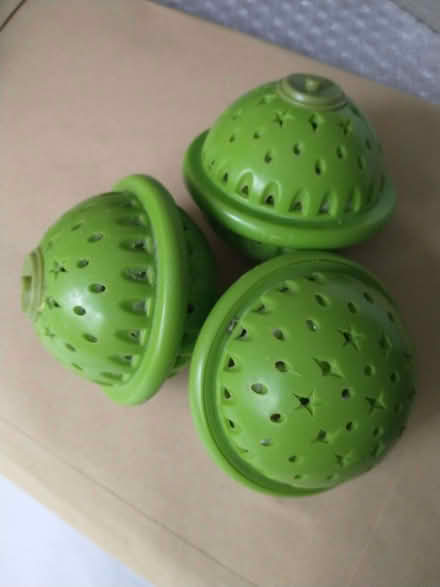 Photo of free Set of 3 Ecozone laundry balls with new refills (Drum Brae EH4) #1