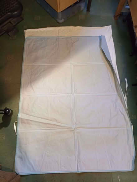 Photo of free cooling gel pad mattress size (Boscombe BH5) #2