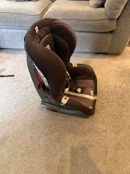 Photo of free Britax Trendline ISOFIX child seat (Lingley Green WA5) #3