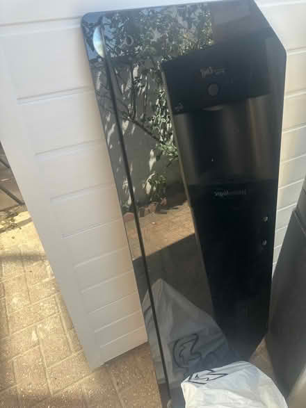 Photo of free Tv stand, dismantled ready to go (Langley SL3) #2