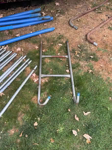 Photo of free Used trampoline used (Caversham Rg4) #3