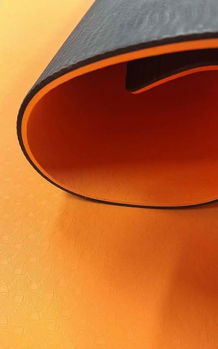 Photo of free Yoga/Pilates Mat (Bromley by Bow E3) #1