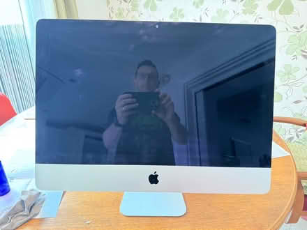 Photo of free iMac, 21”, late 2012 (Wokingham RG40) #1
