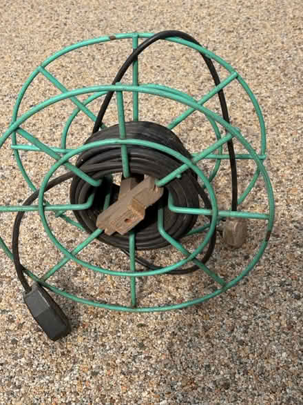 Photo of free Extension cable (BA11 4EW) #1