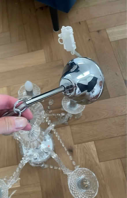 Photo of free Chandelier light fitting (Penge, SE20) #2