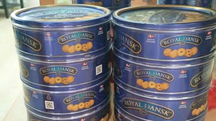 Photo of free Tins Containers (Oak Cliff) #1