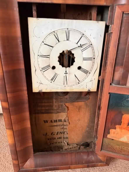 Photo of free Wall clock - Needs repairinh (Dagenham RM9) #2